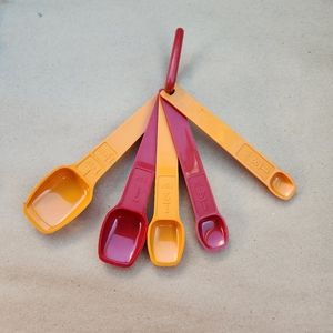 Vintage Tupperware Orange and Red Measuring Spoons